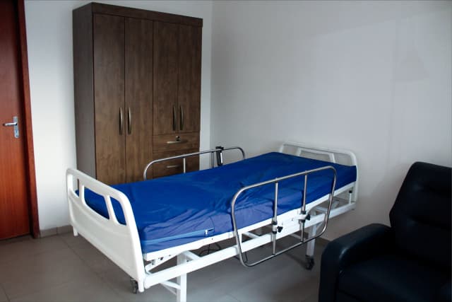 Slide com imagem de Cuidados diários para Transtornos Psiquiátricos